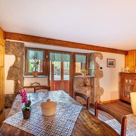 דירות אבדיאה סאן סלבטורה Chalet I Folletti מראה חיצוני תמונה