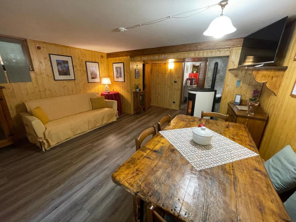 דירות אבדיאה סאן סלבטורה Chalet I Folletti מראה חיצוני תמונה