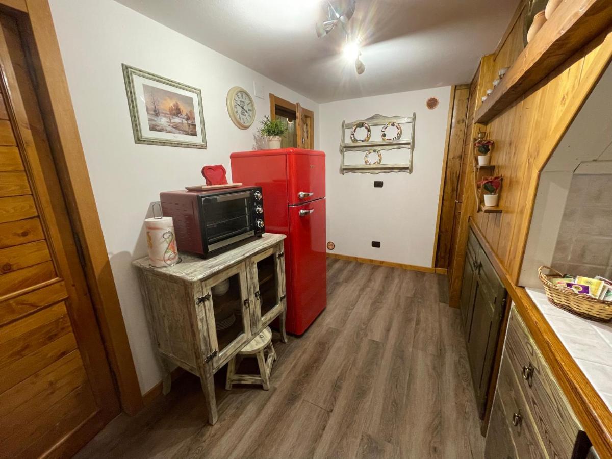 דירות אבדיאה סאן סלבטורה Chalet I Folletti מראה חיצוני תמונה